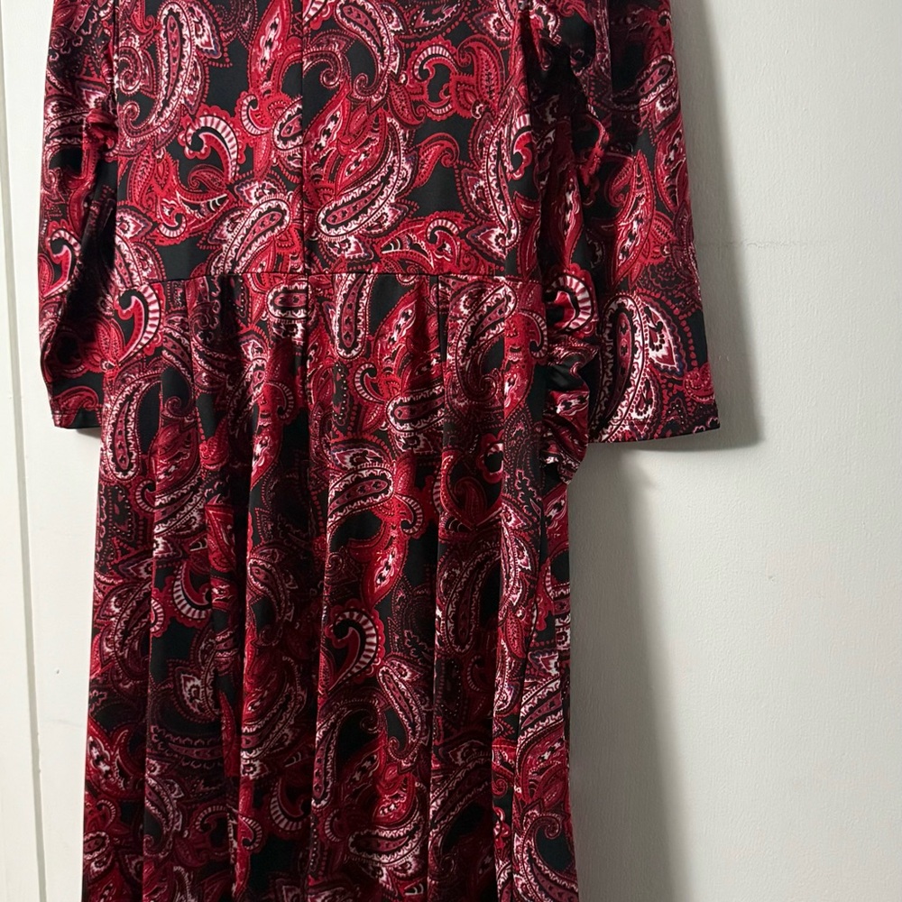 Ellos Paisley Wrap around Dress in Red and Black - Picture 5 of 5